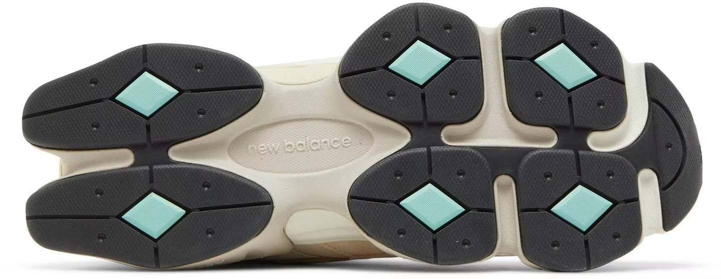 New Balance 9060 - Sea Salt
