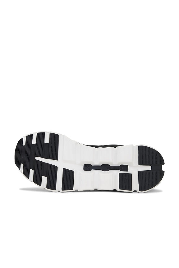 On Running Cloud 6 - Black White