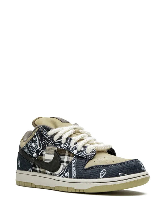 Nike x Travis Scott SB Dunk