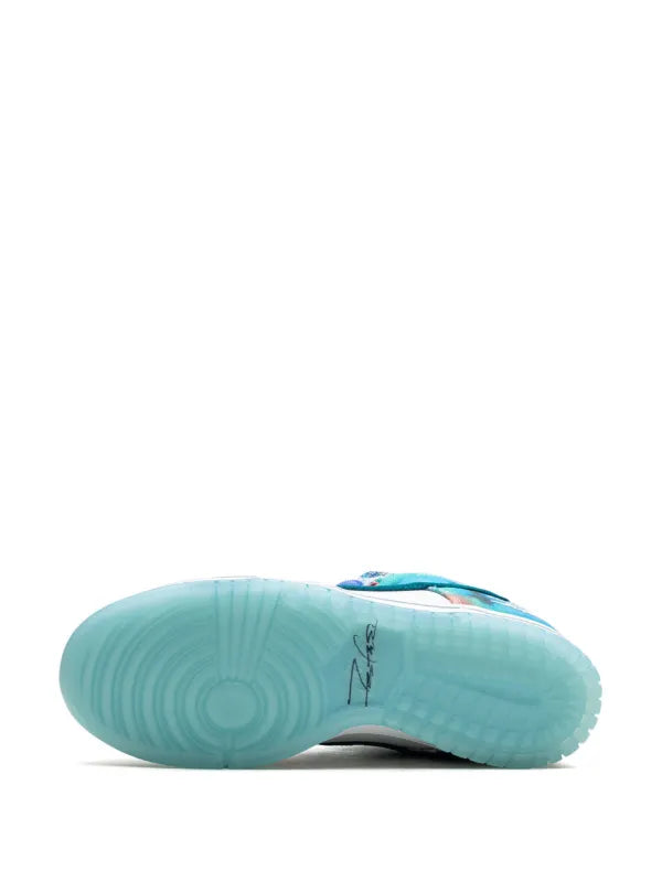 Nike SB Dunk x Futura Laboratories - Bleached Aqua