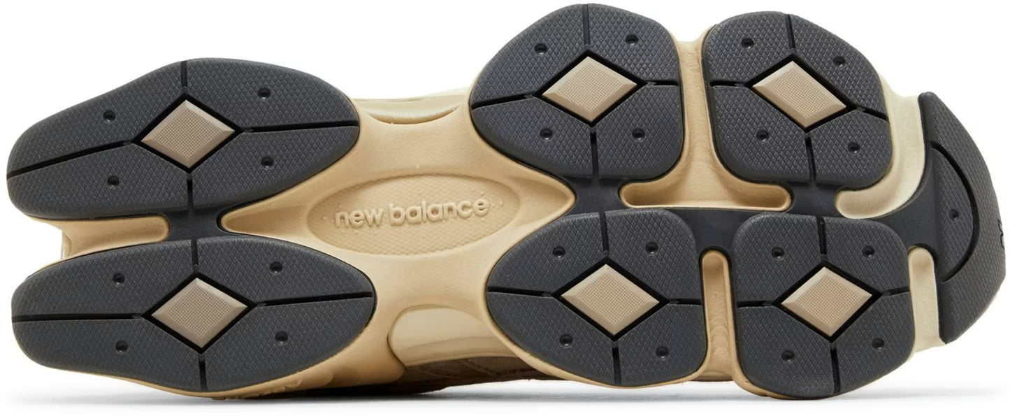 New Balance 9060 - Driftwood
