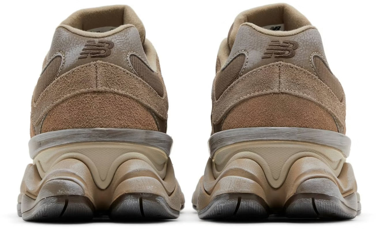 New Balance 9060 - Mushroom