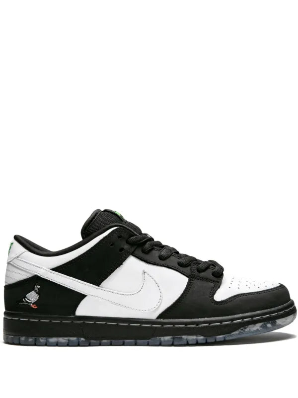 Nike SB Dunk - Panda Pigeon