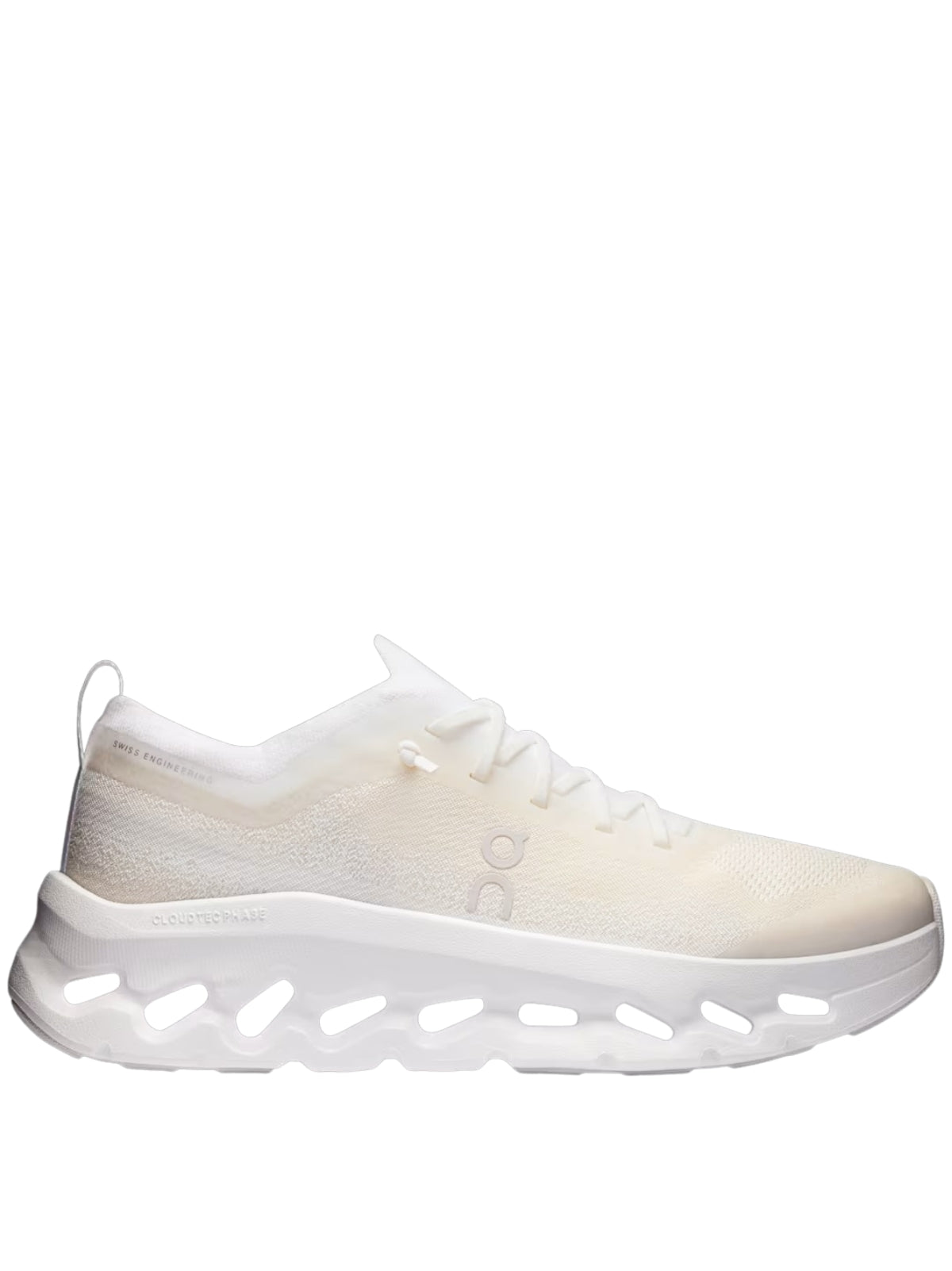 On Cloudtilt Moon - Triple White